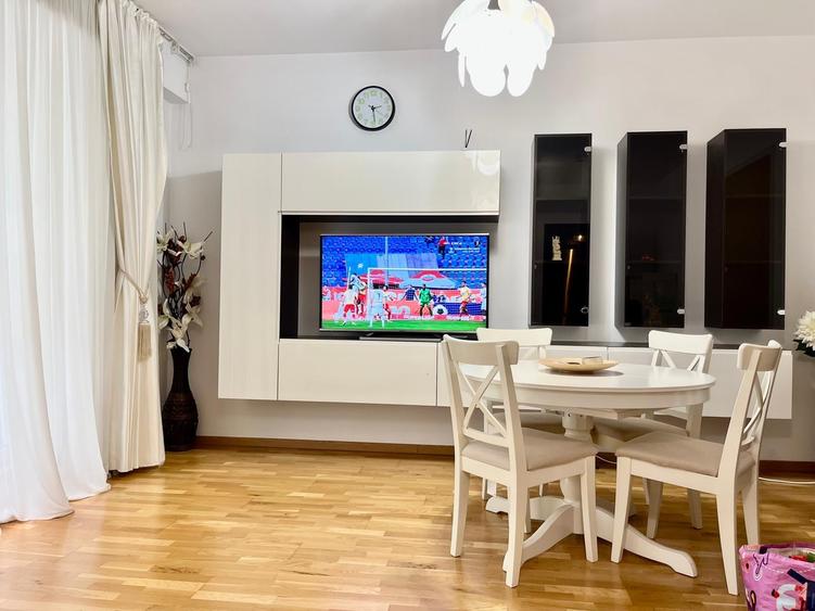 Apartament cu 2 camere decomandat în Floreasca