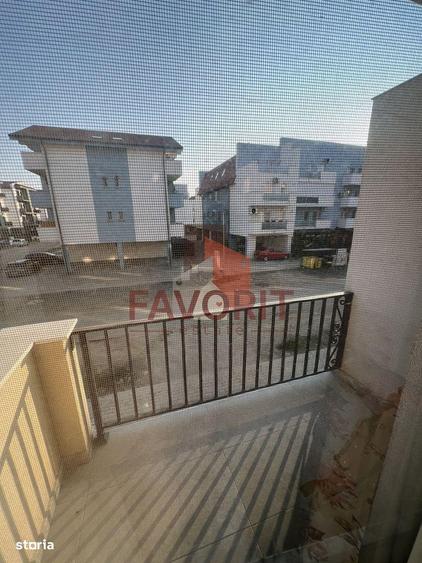 Apartament cu 3 camere decomandat în Girocului