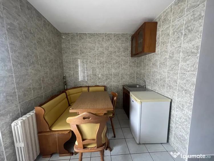 Particular, ap. dec. 3 camere mobilat, Constanta zonaTomis3- Str.Soveja stradal - 5