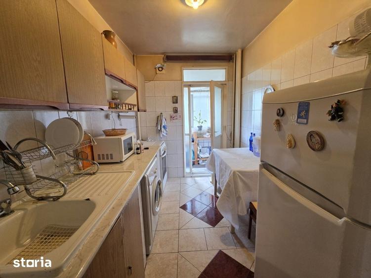 Apartament cu 2 camere semidecomandat în Basarabia