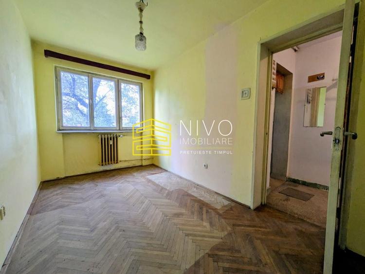 Apartament cu 3 camere semidecomandat în Budai