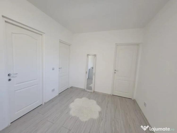 Casă cu 3 camere cu Teren 700 Mp în Dumbrăvița