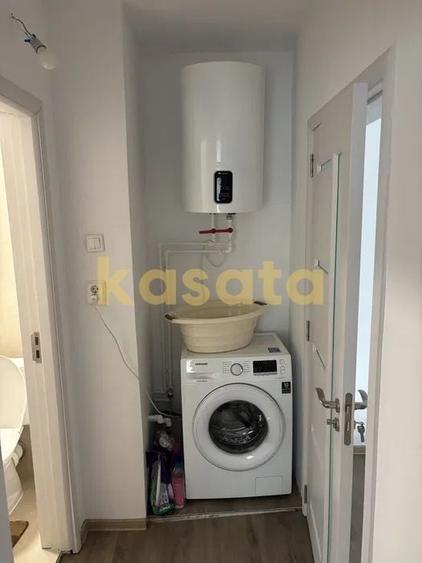 Apartament cu 2 camere semidecomandat, mobilat în Gorjului