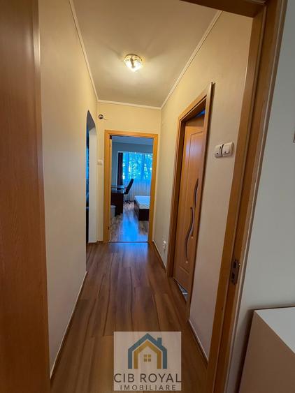 Inchiriere apartament 3 camere Câmpia Libertății 40,la 10 min metrou Muncii - 25