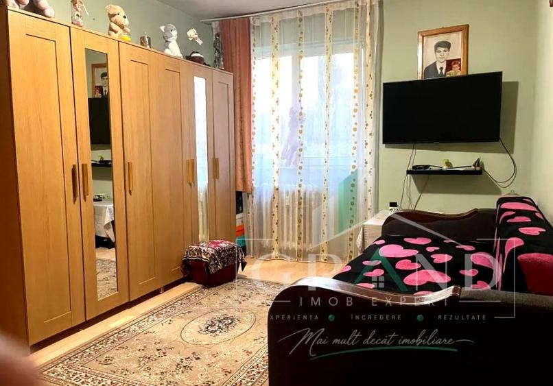 Apartament cu 2 camere semidecomandat, mobilat în Mănăștur