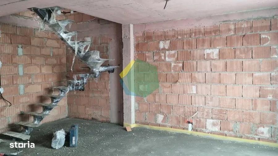Casă cu 3 camere cu Teren 90 Mp în Central