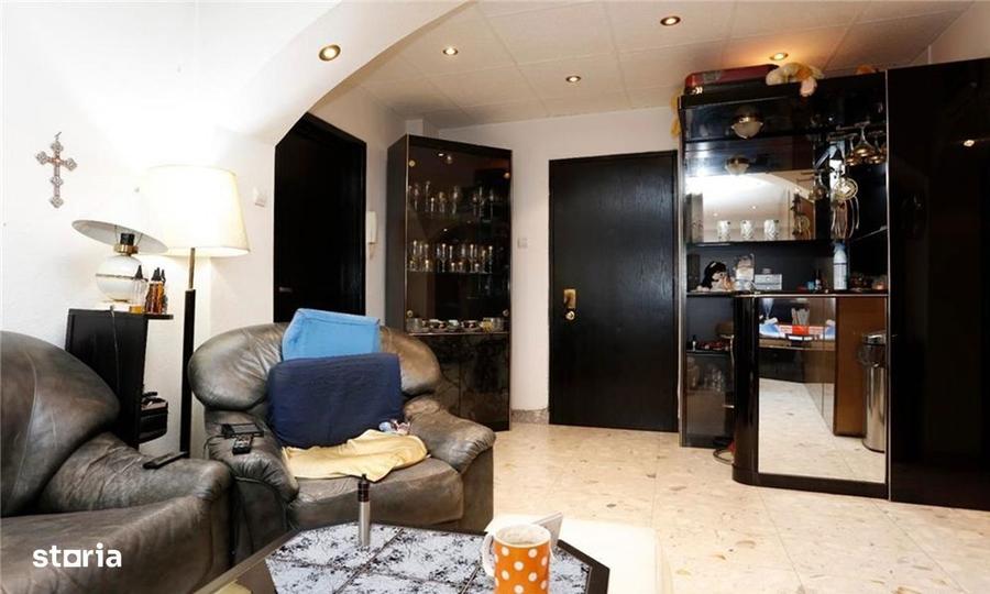 Apartament cu 2 camere semidecomandat în Decebal