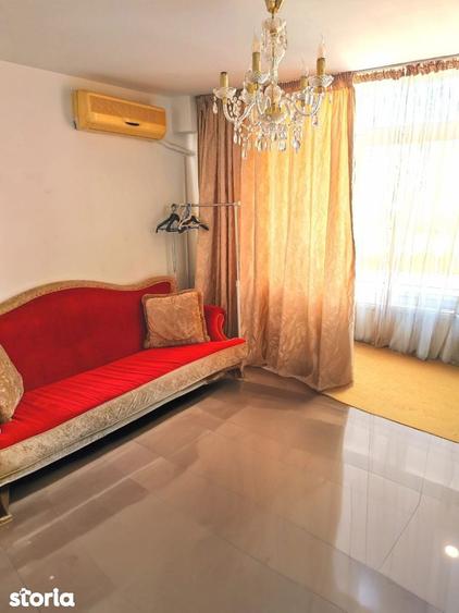 Apartament cu 3 camere în Mazepa 2