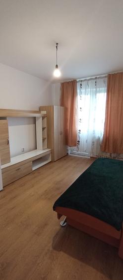 Apartament cu 2 camere semidecomandat în Nufărul