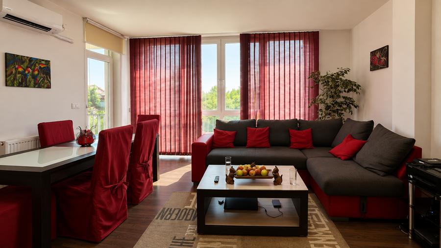 Apartament cu 3 camere semidecomandat în Braytim
