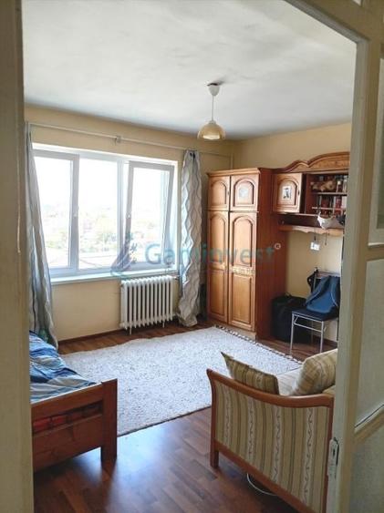 Apartament cu 3 camere decomandat în Dragoș Vodă