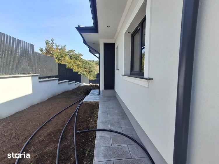 Casa Lux proiect deosebit 500m de mijloc de transport Bucium Visan - 8