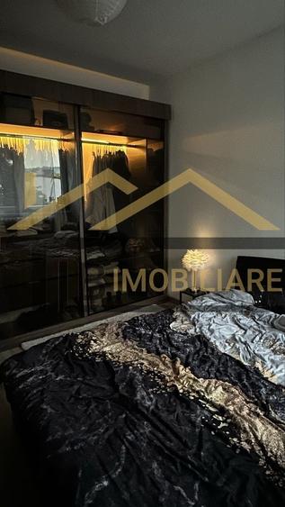 Apartament cu 3 camere semidecomandat în Semicentral