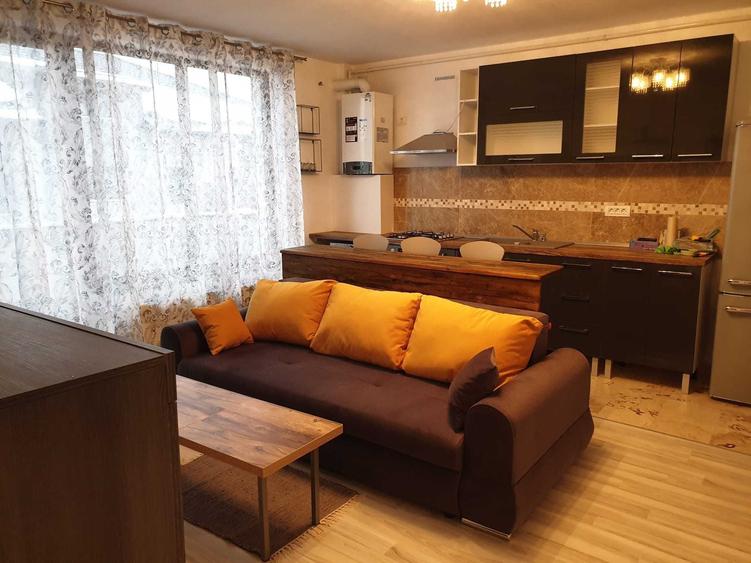 Apartament cu 2 camere decomandat în Lacul Tei
