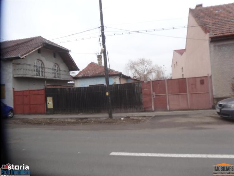 Spațiu comercial, în Pârneava