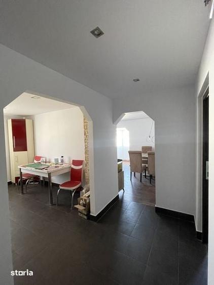 Apartament decomandat cu 3 camere pentru chirie - 1