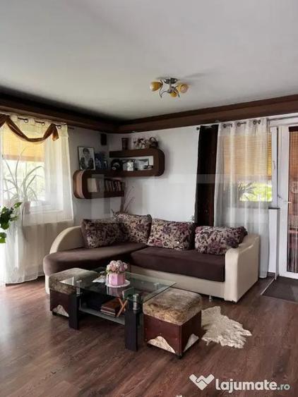 Casă cu 4 camere cu Teren 500 Mp în Central