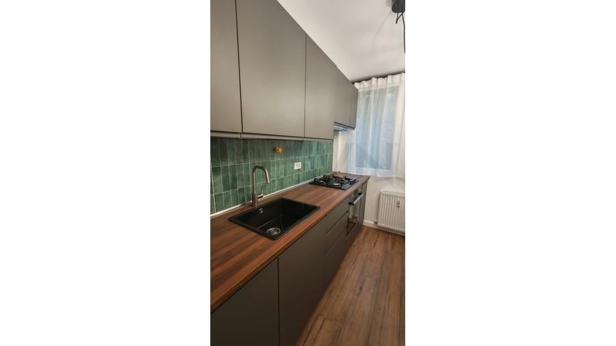Garsonieră decomandată în Berceni