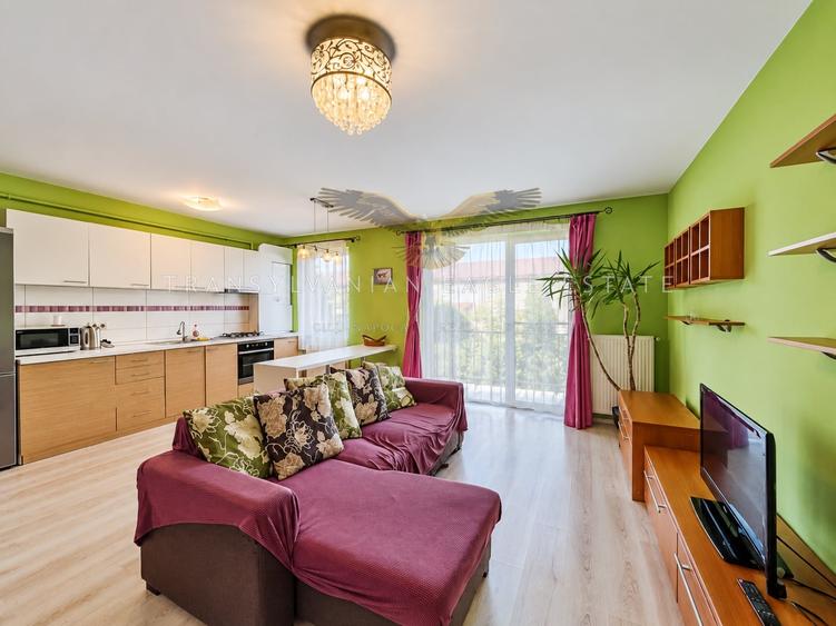 Apartament cu 2 camere semidecomandat, mobilat în Florești