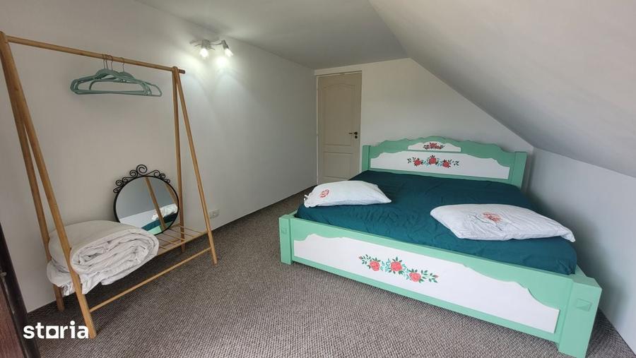 Casă cu 5 camere cu Teren 7029 Mp în Central