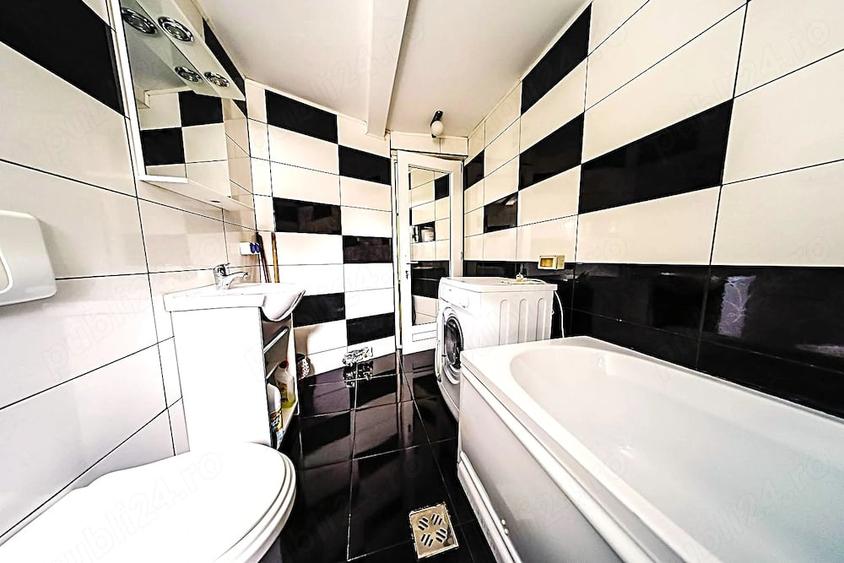 Apartament cu 3 camere decomandat, mobilat în Piața Unirii