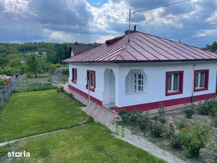 Casă cu 3 camere cu Teren 1366 Mp în Mărgineni