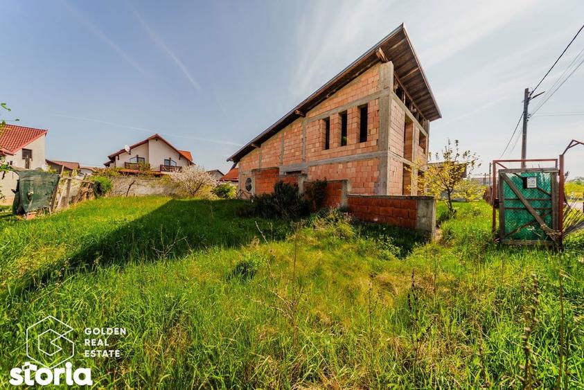 Casă cu 4 camere cu Canalizare în Vladimirescu