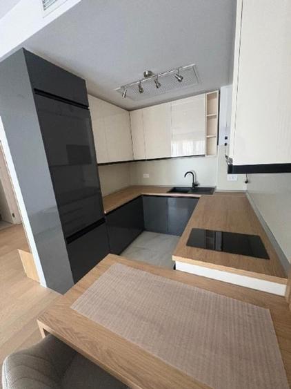 Apartament cu 2 camere semidecomandat, mobilat în Pipera