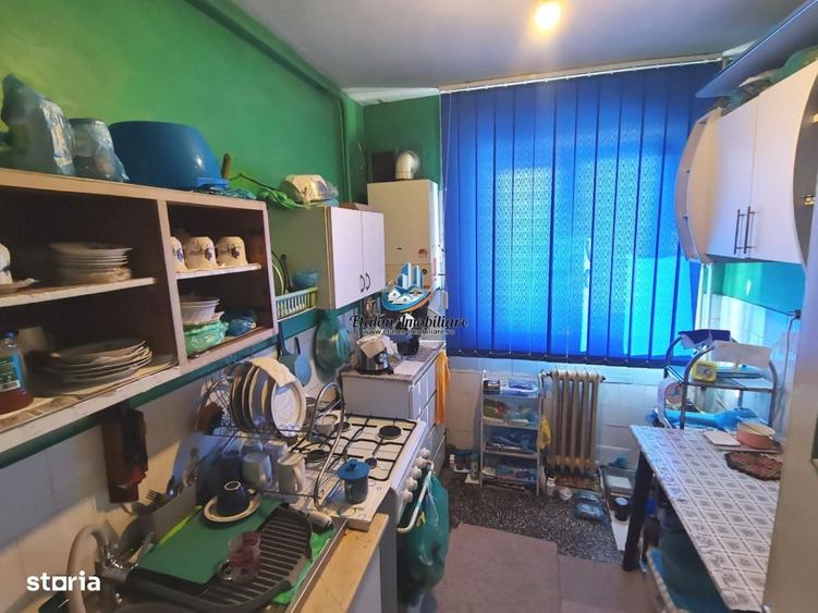 Apartament cu 2 camere decomandat în Sărata