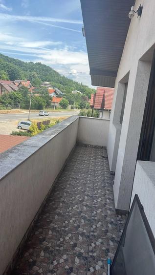 Casă cu Teren 300 Mp în Copăcelu