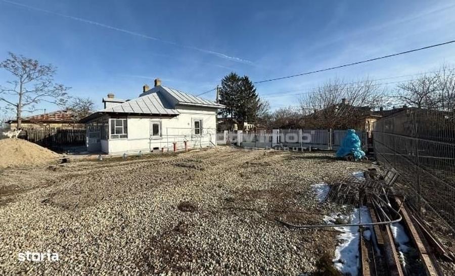 Casă cu 3 camere în Central