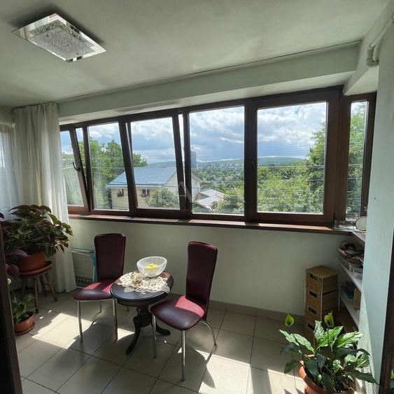 Apartament cu 3 camere decomandat, mobilat în Grigorescu