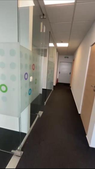 Birou, de 222 mp, în Centrul Bancar