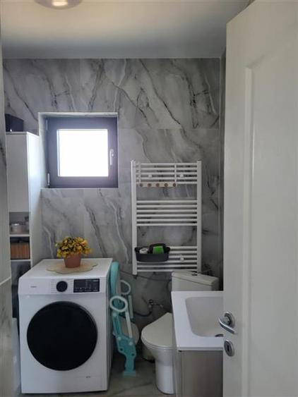 Casă cu 3 camere cu Teren 430 Mp în 9 Mai