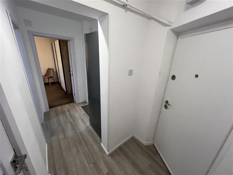 Studio renovat-mobilat premium-etaj 3(lift), zona Big- Marelbo - 12