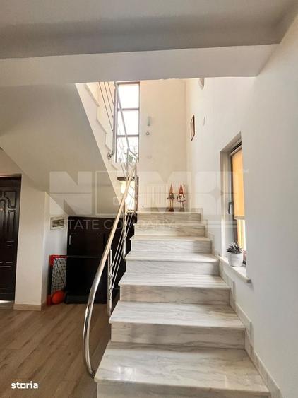 Casă cu 4 camere cu Teren 2400 Mp în Volovăț