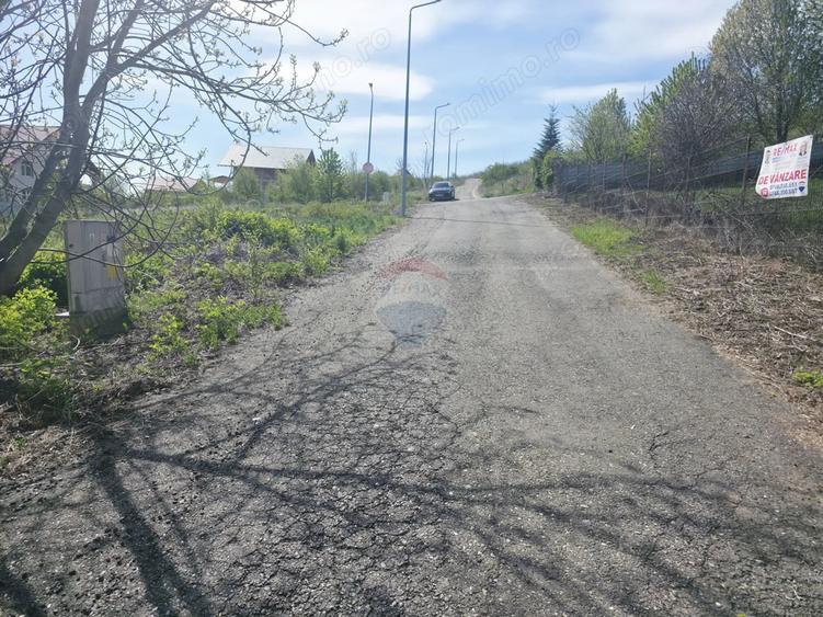 Teren de 1000 mp, în Calea Romanului