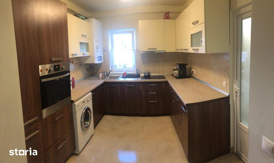 Casă cu 9 camere cu Teren 1000 Mp în Tăuții-Măgherăuș