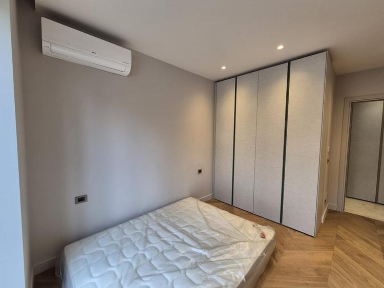 Apartament cu 4 camere decomandat, mobilat în Voluntari
