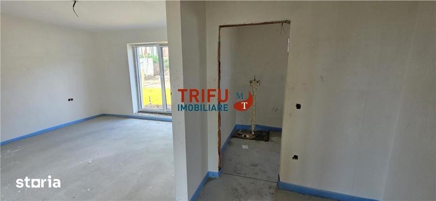 Casă cu 4 camere cu Teren 600 Mp în Tolstoi