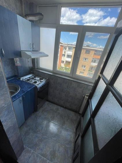 Apartament cu 2 camere decomandat în 9 Mai