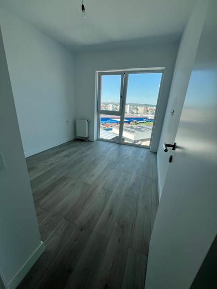 Apartament cu 2 camere decomandat în Exterior Vest
