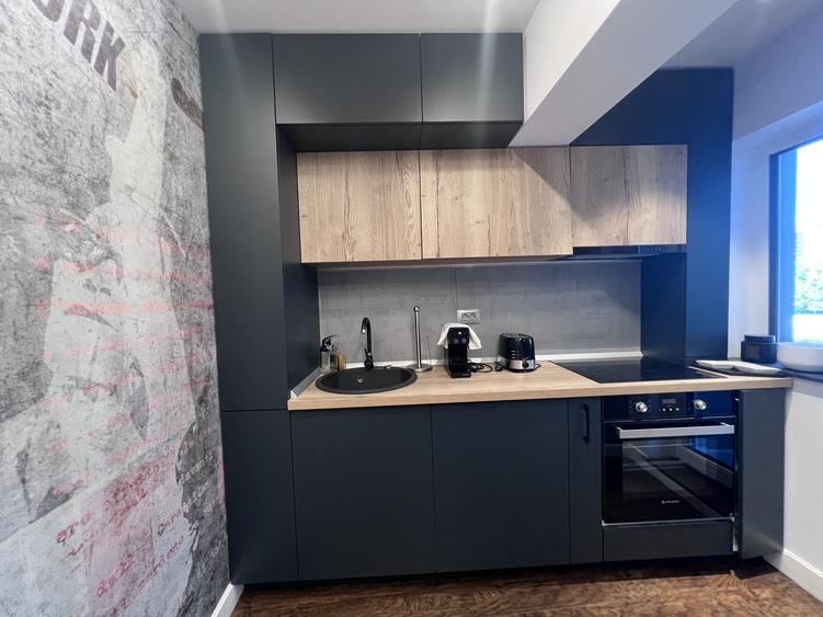 Apartament cu 2 camere decomandat, mobilat în Splaiul Unirii