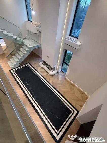 Apartament cu 4 camere în Sisești
