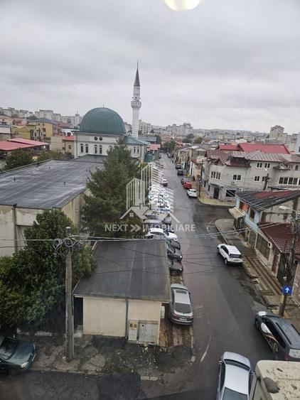 Apartament cu 2 camere semidecomandat, mobilat în Tomis Mall