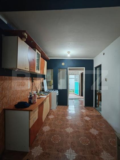 Apartament cu 2 camere semidecomandat, mobilat în Nord-Vest