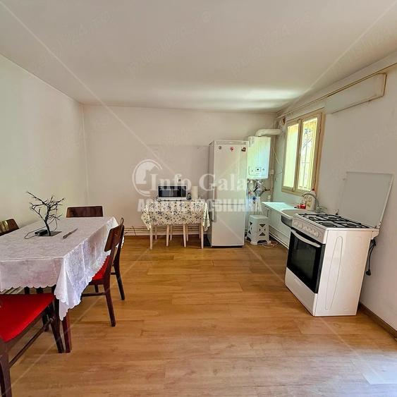 Casă cu 2 camere cu Teren 134 Mp în Central