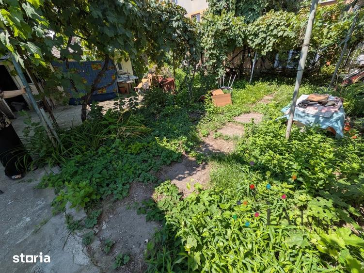 Casă cu 3 camere cu Canalizare în Tractorul