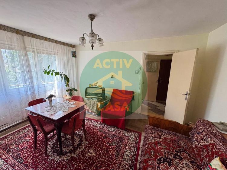 Apartament cu 2 camere semidecomandat în Est