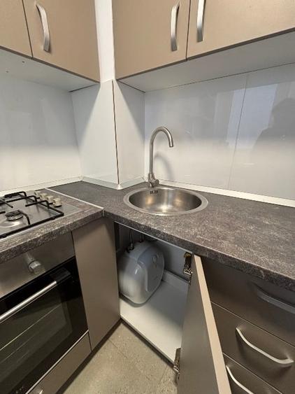 Apartament cu 2 camere decomandat, mobilat în Arcul de Triumf